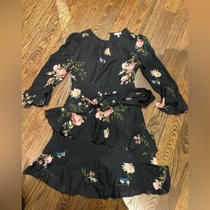 Black floral joie dress with removable tie belt.